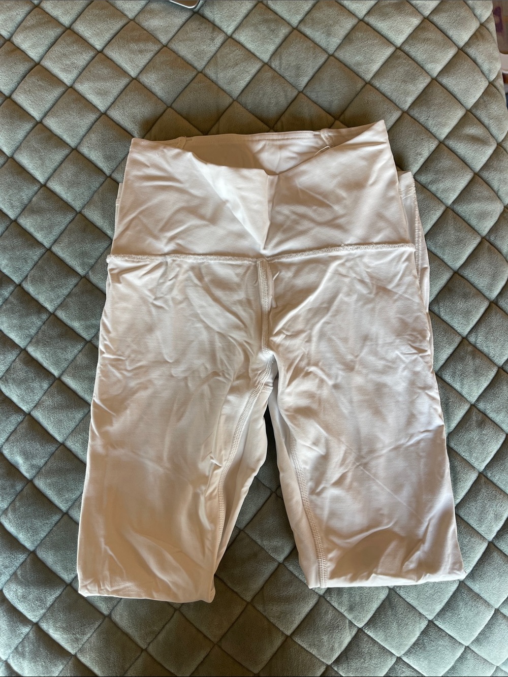 Lululemon High-Waist White Shaping Leggings